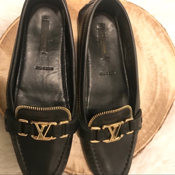 SOLD*****Louis Vuitton Oxford Loafers - Picture 4 of 8